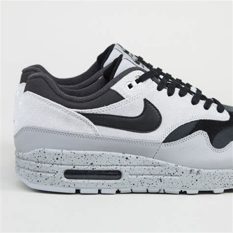 nike air max premium 1 zwart|Nike Air Max one premium.